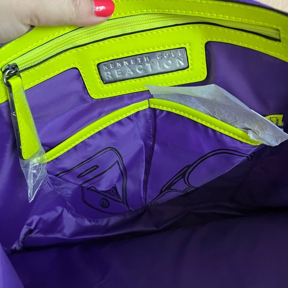 Kenneth Cole Reaction Black / Neon Yellow Tote Bag BNWT - Picture 7 of 11